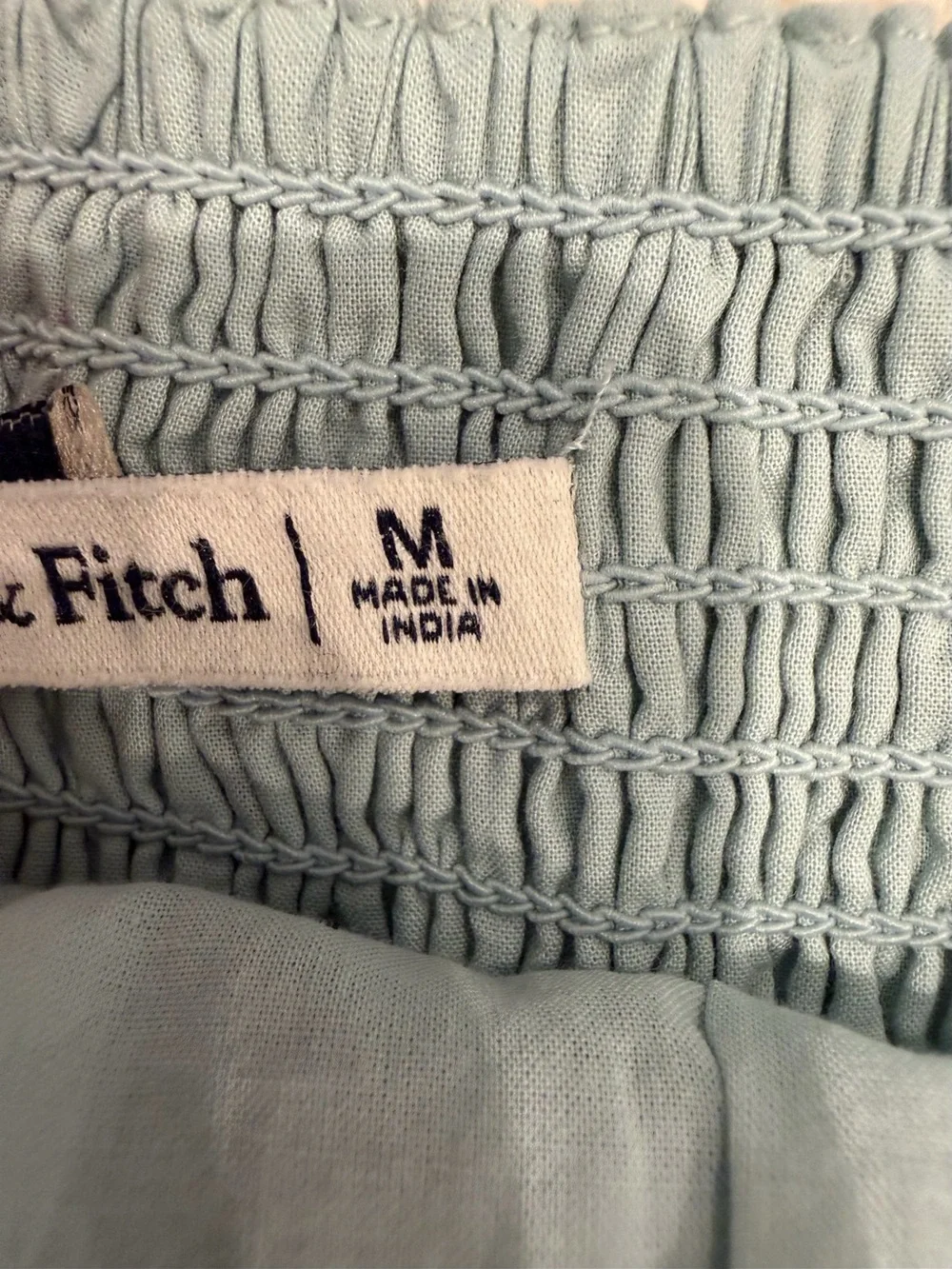 Abercrombie & Fitch women’s medium